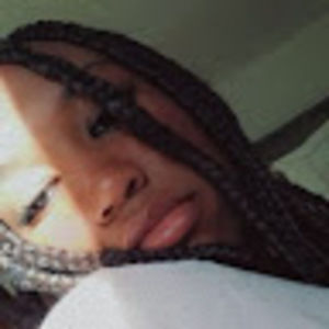 Meet your Posher, Ayanna